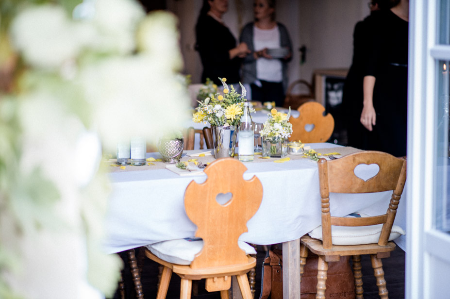 Gold Gelbe Herbsthochzeit Yellow Theme Wedding Barnwedding 49
