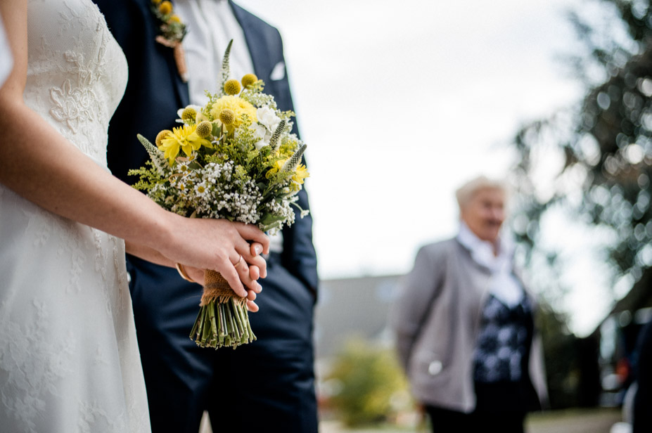 Gold Gelbe Herbsthochzeit Yellow Theme Wedding Barnwedding 51