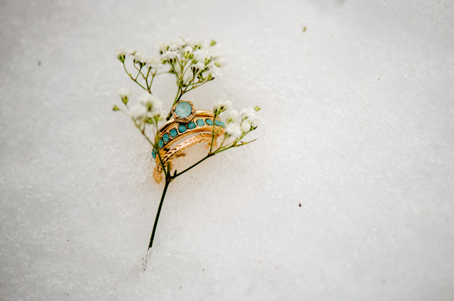 Brautportraits Im Schnee Winterhochzeit Styled Shoot Spiegelhof Fotografie Ansbach Nuernberg 04