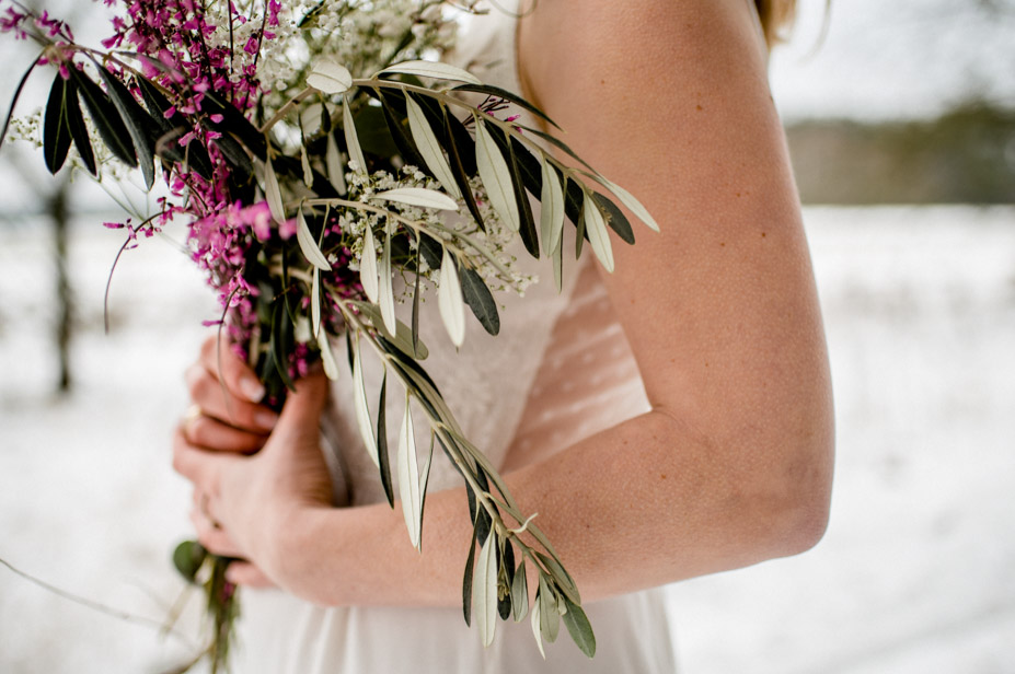 Brautportraits Im Schnee Winterhochzeit Styled Shoot Spiegelhof Fotografie Ansbach Nuernberg 16