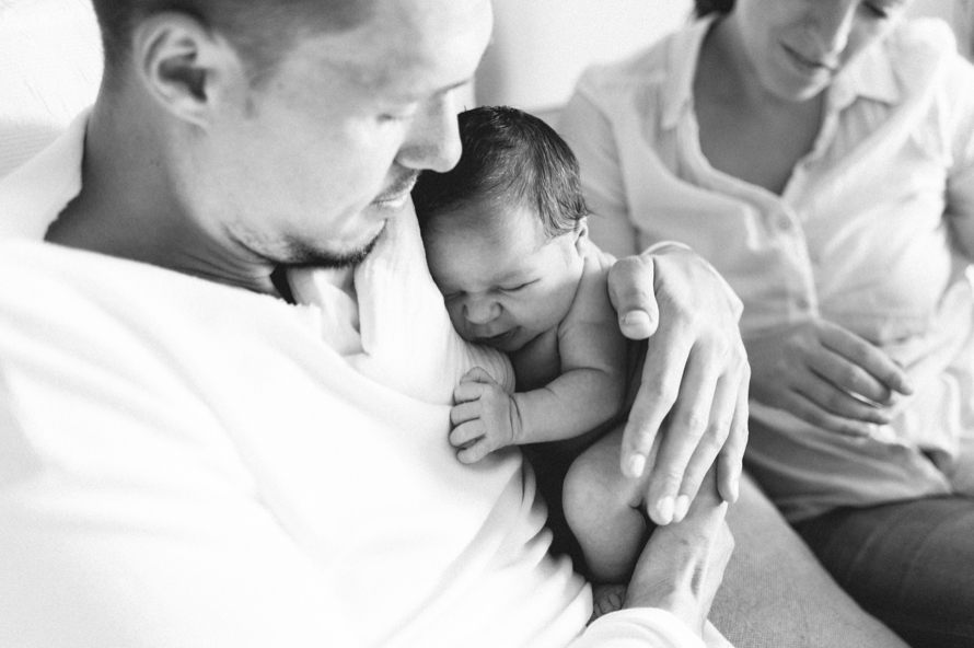 Homestory Newborn Familienfotos Babyfotos Lebensreportage 04