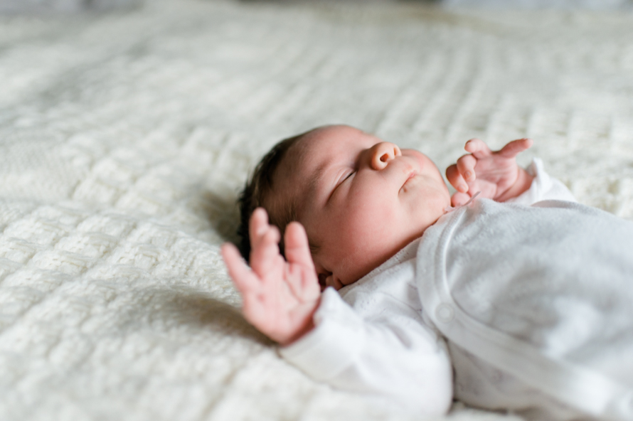 Homestory Newborn Familienfotos Babyfotos Lebensreportage 11