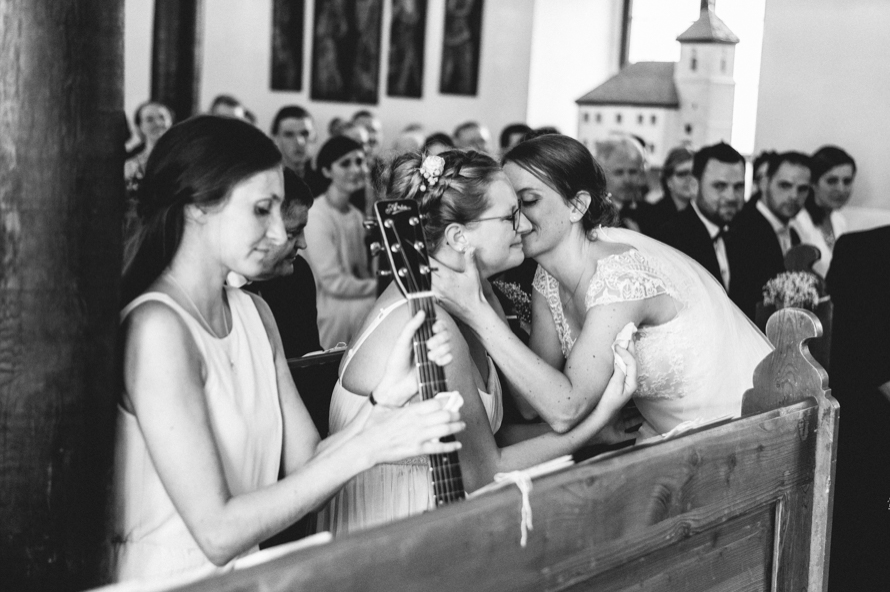 Hochzeitsreportage Blumenthal Pflugsmühle Emotionale Hochzeitsfotos Lisa Fritz 15