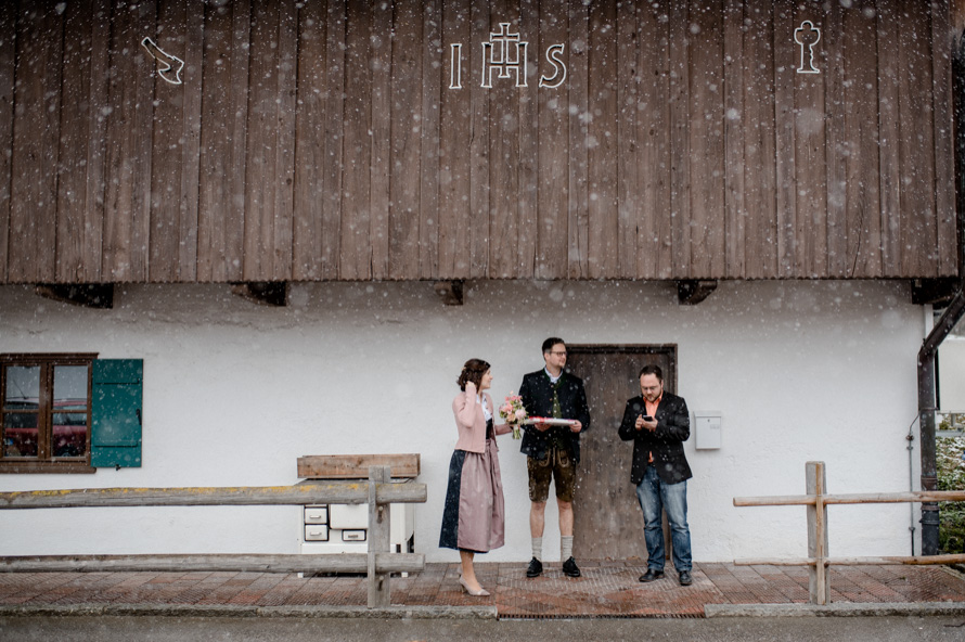 Eva Christian Tegernsee Hochzeit Bayern Heiraten Muenchen Alpen Berghochzeit Spiegelhof Fotografie 17