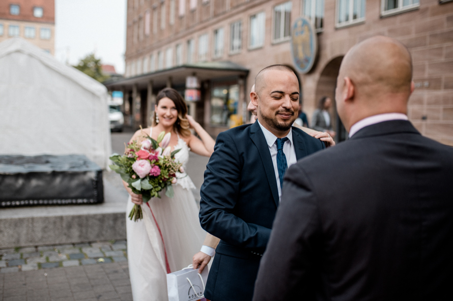 Urban Wedding Civil Wedding Nuernberg Standesamt Stadthochzeit Spiegelhof Fotografie 02