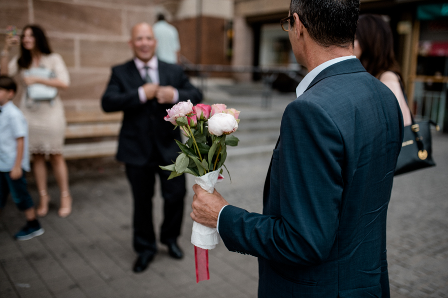 Urban Wedding Civil Wedding Nuernberg Standesamt Stadthochzeit Spiegelhof Fotografie 12
