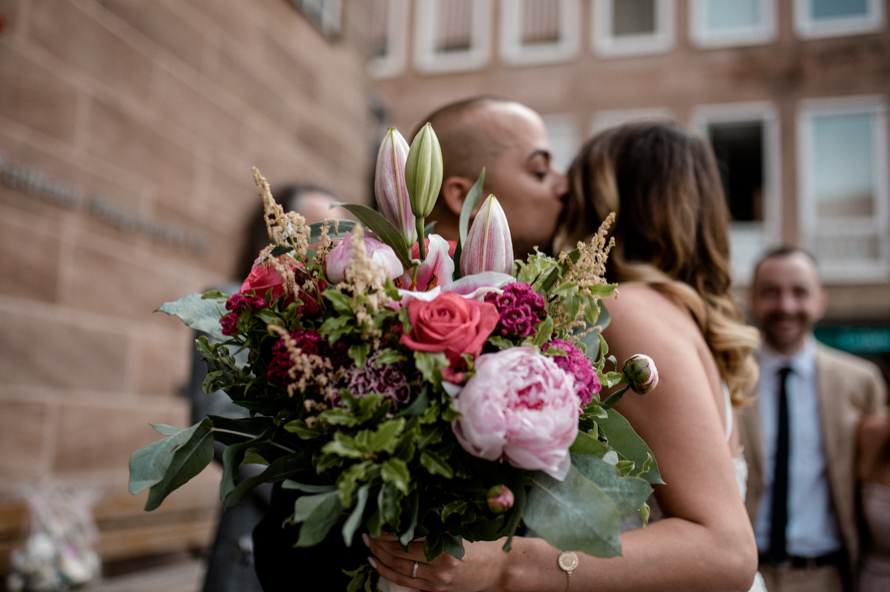 Urban Wedding Civil Wedding Nuernberg Standesamt Stadthochzeit Spiegelhof Fotografie 29