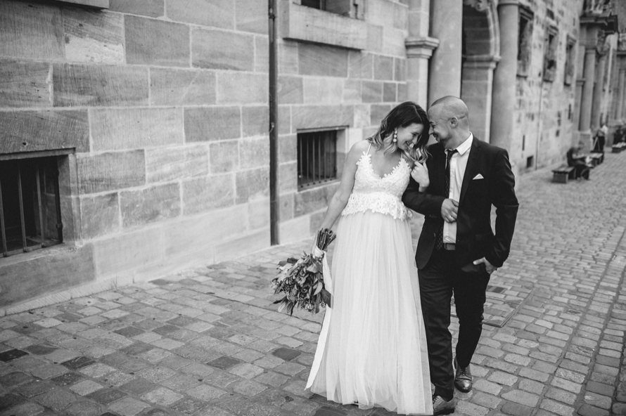 Urban Wedding Civil Wedding Nuernberg Standesamt Stadthochzeit Spiegelhof Fotografie 38
