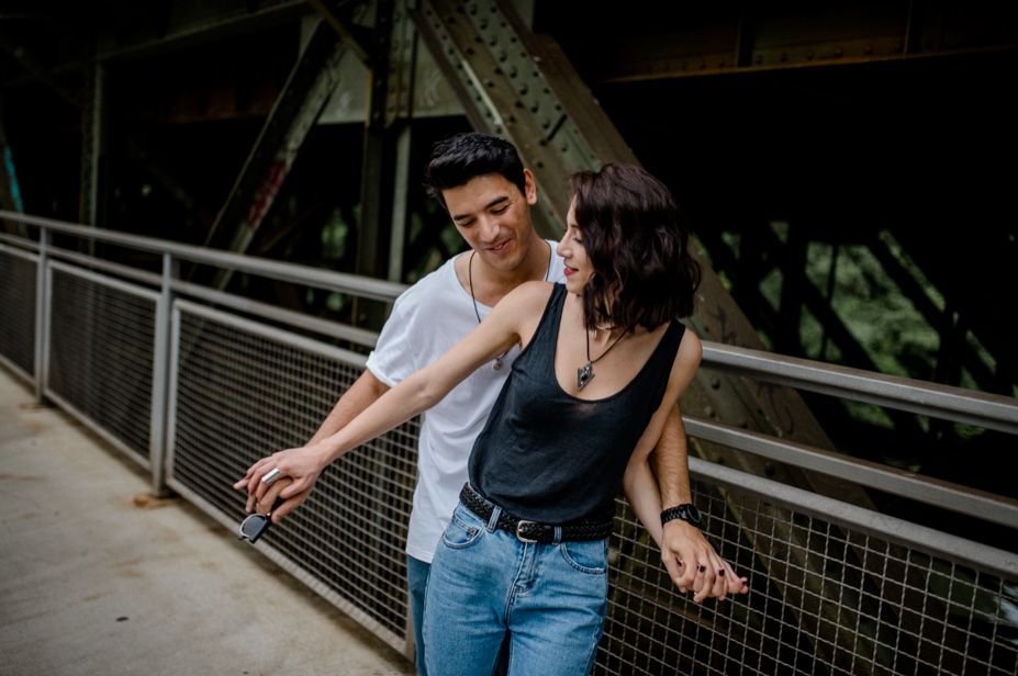 Urban Couple Shot Streetstyle Nuernberg Engagementshot Paerchenshot Grossstadtliebe 39