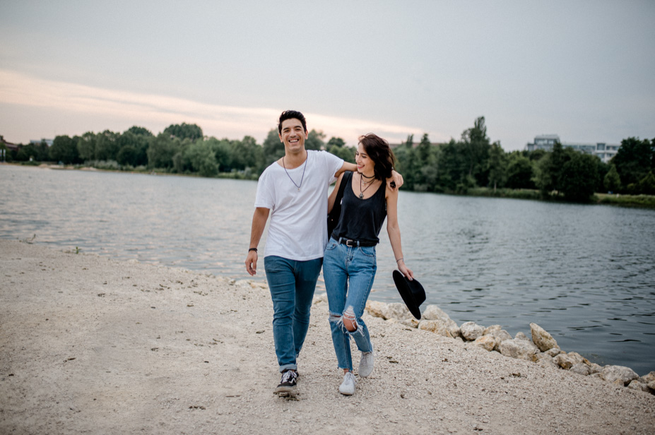 Urban Couple Shot Streetstyle Nuernberg Engagementshot Paerchenshot Grossstadtliebe 43
