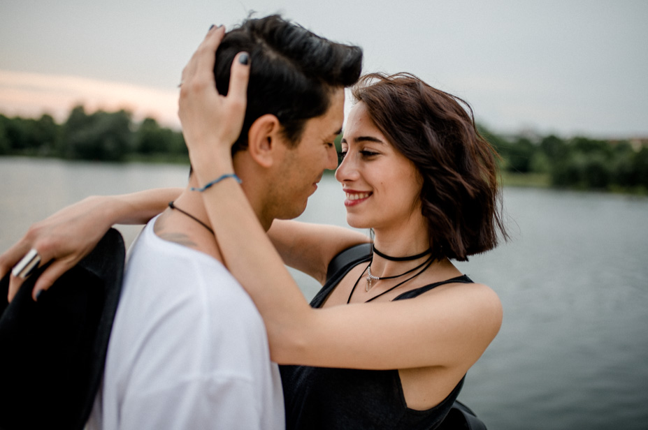 Urban Couple Shot Streetstyle Nuernberg Engagementshot Paerchenshot Grossstadtliebe 46