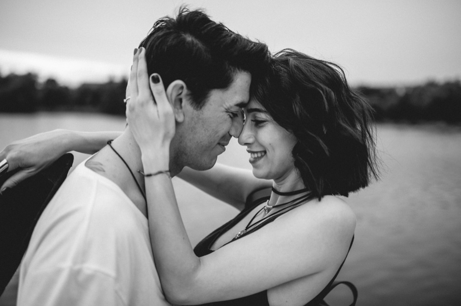 Urban Couple Shot Streetstyle Nuernberg Engagementshot Paerchenshot Grossstadtliebe 47