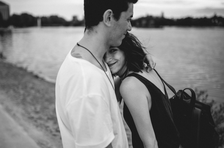 Urban Couple Shot Streetstyle Nuernberg Engagementshot Paerchenshot Grossstadtliebe 50