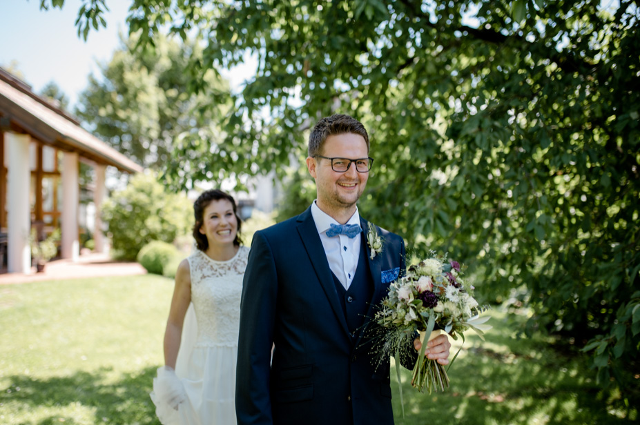 Sommerhochzeit Wuerzburg Schweinfurth Scheunenhochzeit Ginbar Hochzeitsfotograf Ansbach 09