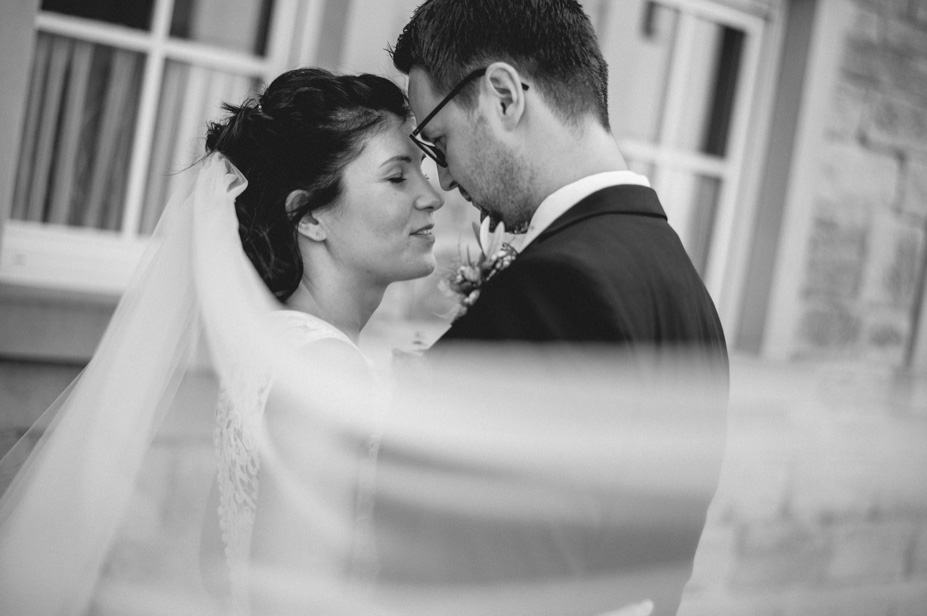 Sommerhochzeit Wuerzburg Schweinfurth Scheunenhochzeit Ginbar Hochzeitsfotograf Ansbach 20