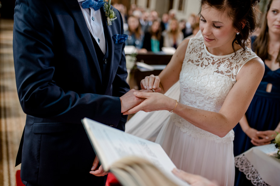 Sommerhochzeit Wuerzburg Schweinfurth Scheunenhochzeit Ginbar Hochzeitsfotograf Ansbach 37