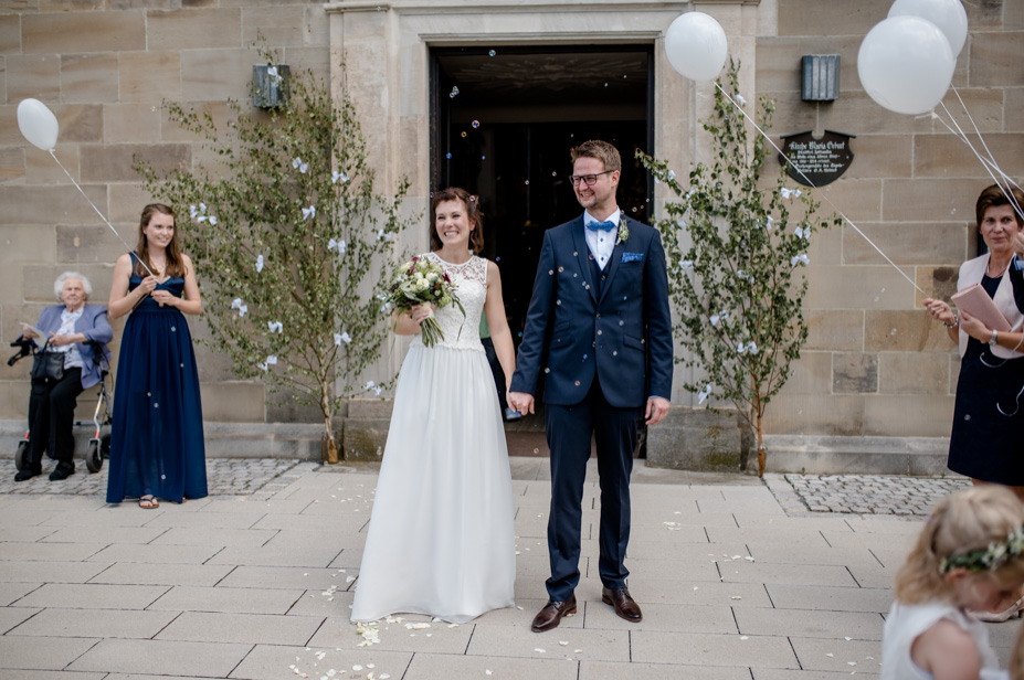 Sommerhochzeit Wuerzburg Schweinfurth Scheunenhochzeit Ginbar Hochzeitsfotograf Ansbach 41