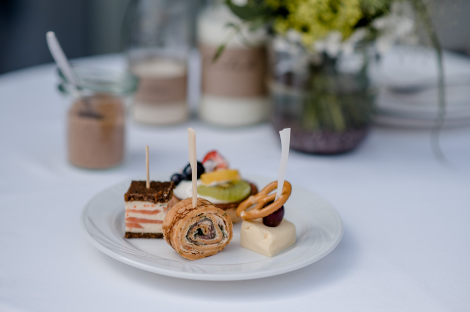 Sommerhochzeit Wuerzburg Schweinfurth Scheunenhochzeit Ginbar Hochzeitsfotograf Ansbach 57