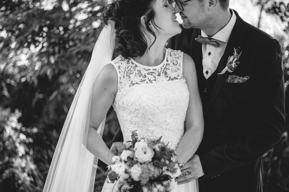 Sommerhochzeit Wuerzburg Schweinfurth Scheunenhochzeit Ginbar Hochzeitsfotograf Ansbach 71