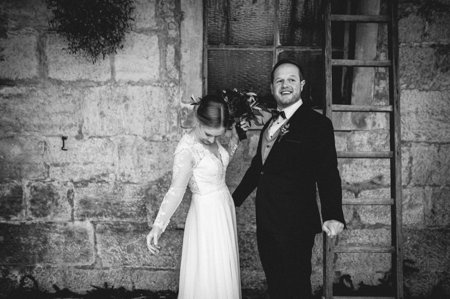 Hochzeitsfotos Gut Ludwigsruhe Jagstmuehle Vintagewedding Barnwedding Winterhochzeit Freie Trauung Bonheger Hochzeitsfotos Spiegelhof Fotografie 16