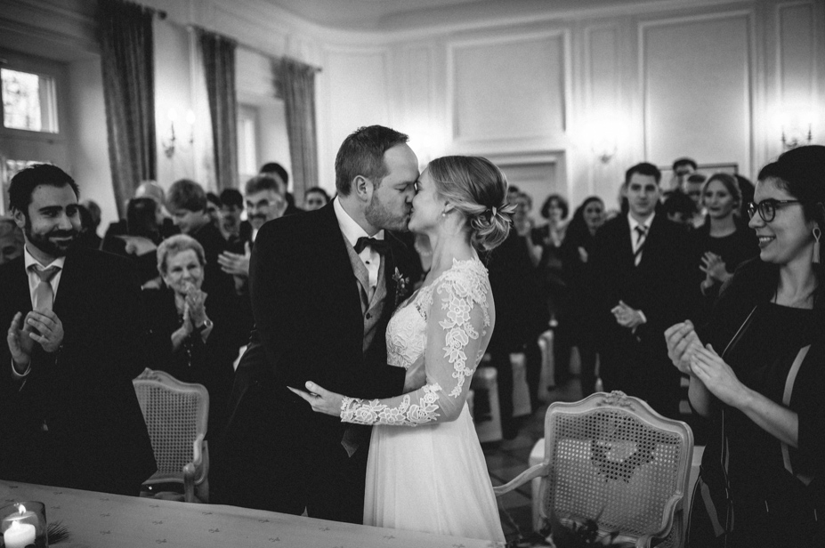 Hochzeitsfotos Gut Ludwigsruhe Jagstmuehle Vintagewedding Barnwedding Winterhochzeit Freie Trauung Bonheger Hochzeitsfotos Spiegelhof Fotografie 30