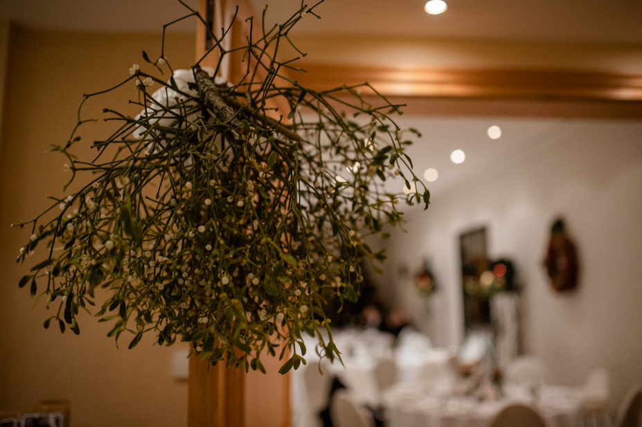 Hochzeitsfotos Gut Ludwigsruhe Jagstmuehle Vintagewedding Barnwedding Winterhochzeit Freie Trauung Bonheger Hochzeitsfotos Spiegelhof Fotografie 42