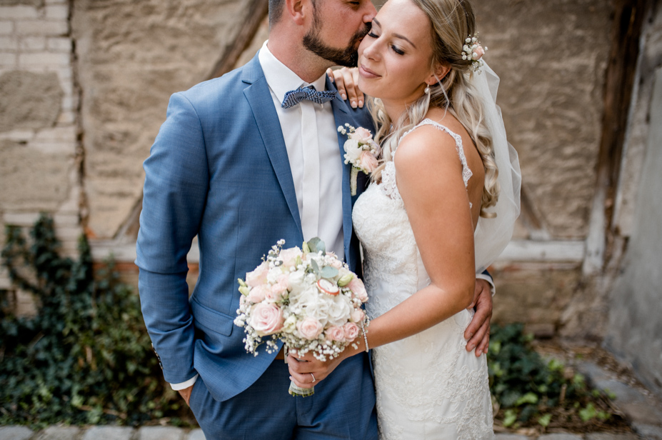 Spaetsommer Hochzeitsfotos Pflugsmuehle Heammerleinsmuehle Vintagewedding Ansbach Hochzeitsfotos Scheunenhochzeit Spiegelhof Fotografie 17