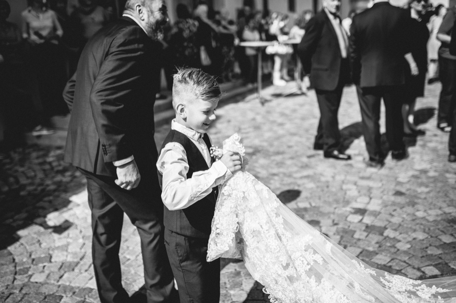 Spaetsommer Hochzeitsfotos Pflugsmuehle Heammerleinsmuehle Vintagewedding Ansbach Hochzeitsfotos Scheunenhochzeit Spiegelhof Fotografie 33