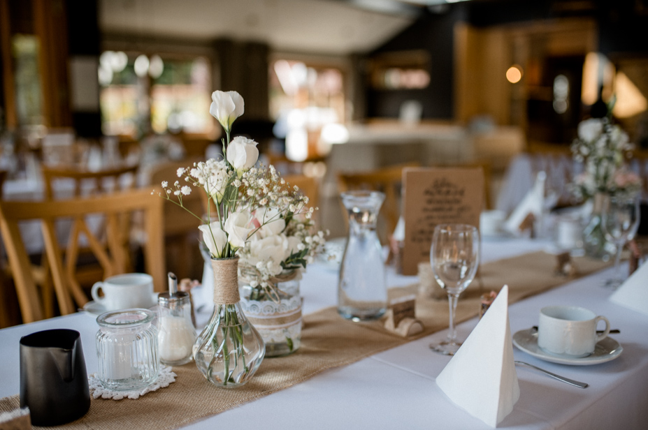 Spaetsommer Hochzeitsfotos Pflugsmuehle Heammerleinsmuehle Vintagewedding Ansbach Hochzeitsfotos Scheunenhochzeit Spiegelhof Fotografie 38