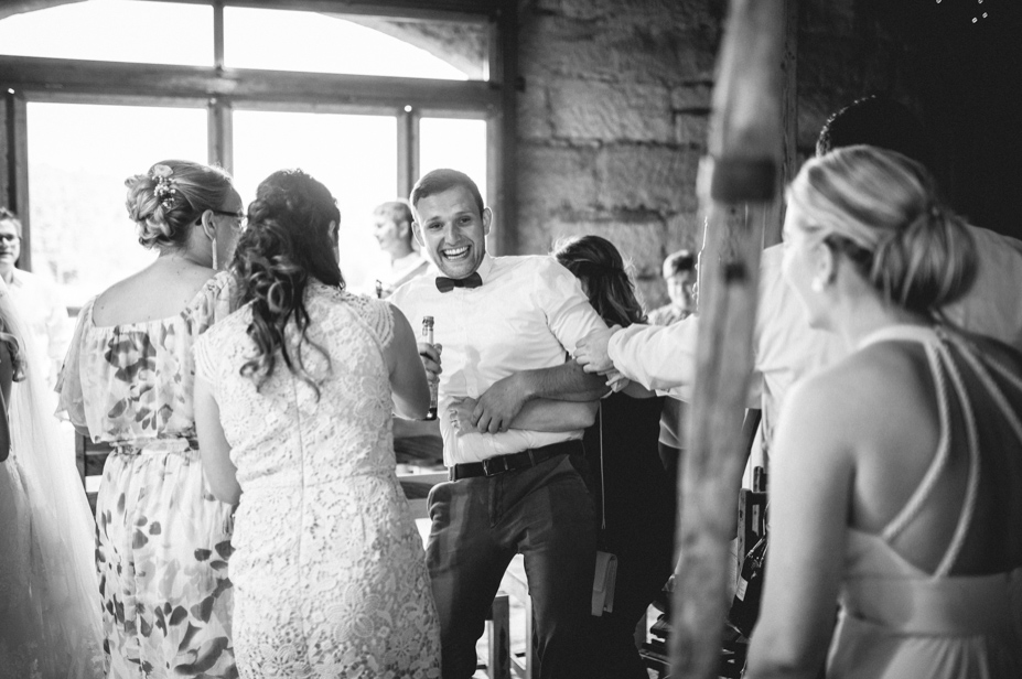 Spaetsommer Hochzeitsfotos Pflugsmuehle Heammerleinsmuehle Vintagewedding Ansbach Hochzeitsfotos Scheunenhochzeit Spiegelhof Fotografie 64