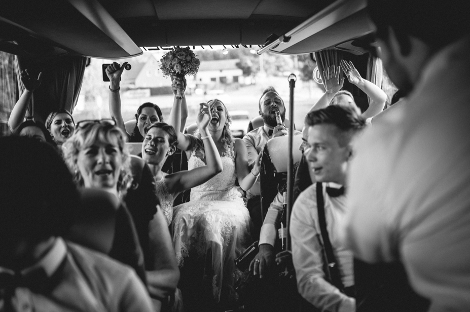Spaetsommer Hochzeitsfotos Pflugsmuehle Heammerleinsmuehle Vintagewedding Ansbach Hochzeitsfotos Scheunenhochzeit Spiegelhof Fotografie 68