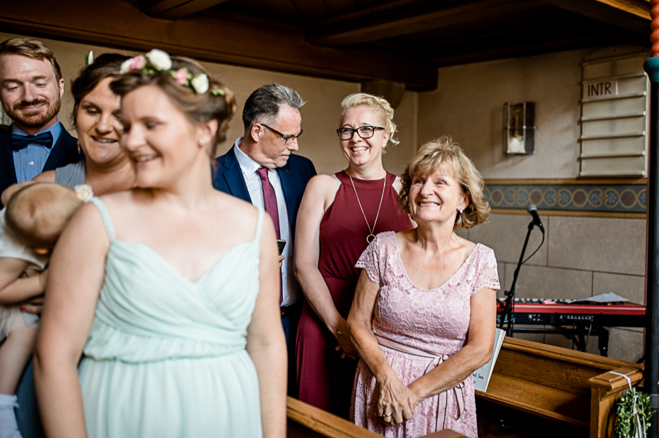 Hochzeitsfotos Ansbach Colmberg Vintagewedding Barnwedding Scheunenhochzeit Diy Hochzeitsfotos Spiegelhof Fotografie 13
