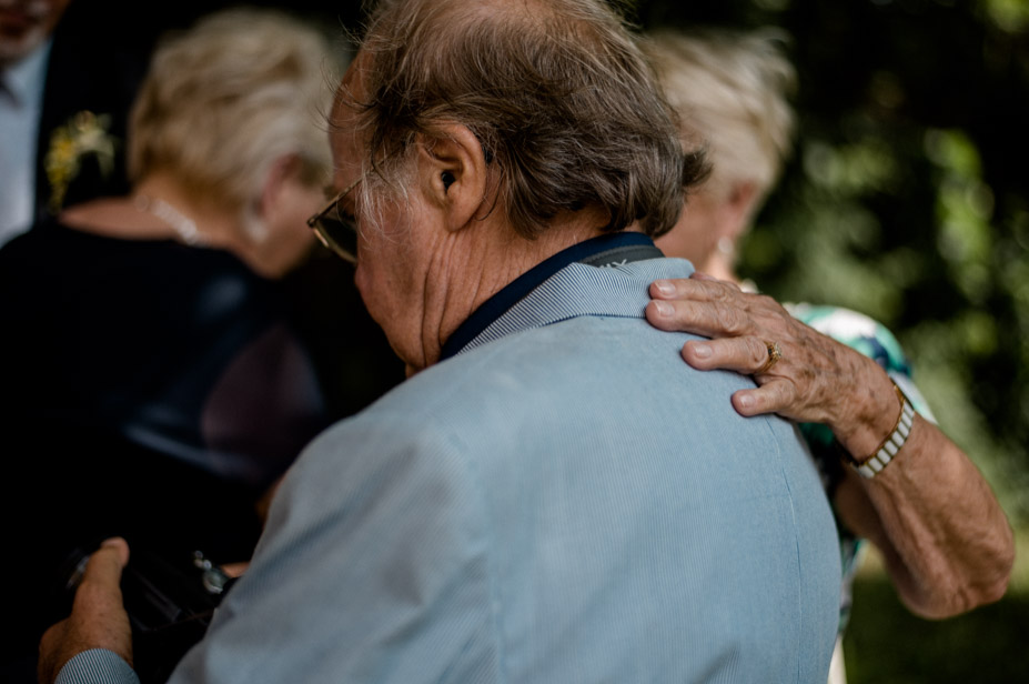 Hochzeitsreportage Nuernberg Gwaechshaus Hochzeitsfotos Zitronendeko Sommerhochzeit 47