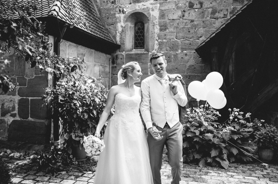 Hochzeitsreportage Nuernberg Gwaechshaus Hochzeitsfotos Zitronendeko Sommerhochzeit 57