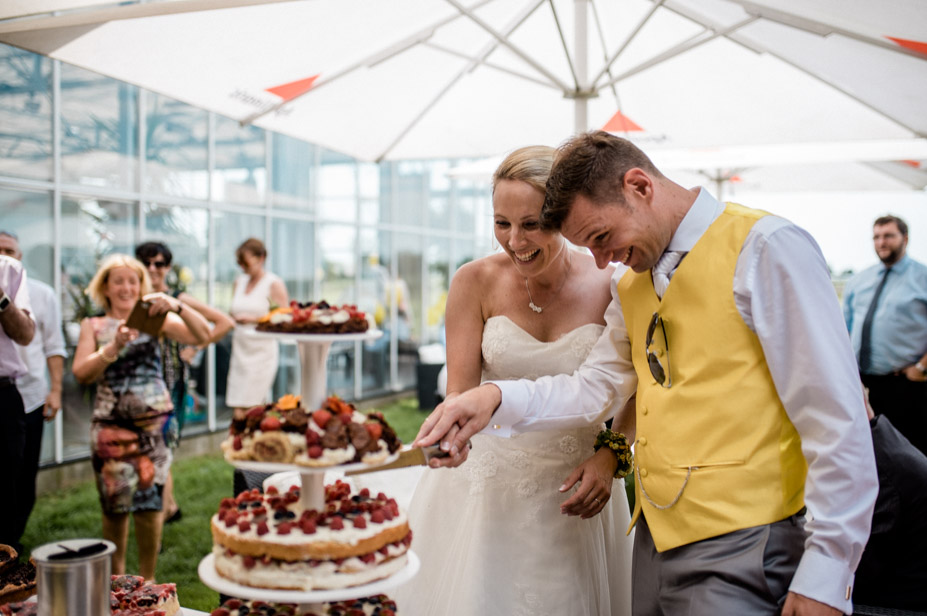 Hochzeitsreportage Nuernberg Gwaechshaus Hochzeitsfotos Zitronendeko Sommerhochzeit 72