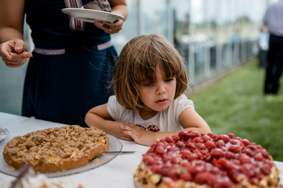 Hochzeitsreportage Nuernberg Gwaechshaus Hochzeitsfotos Zitronendeko Sommerhochzeit 74