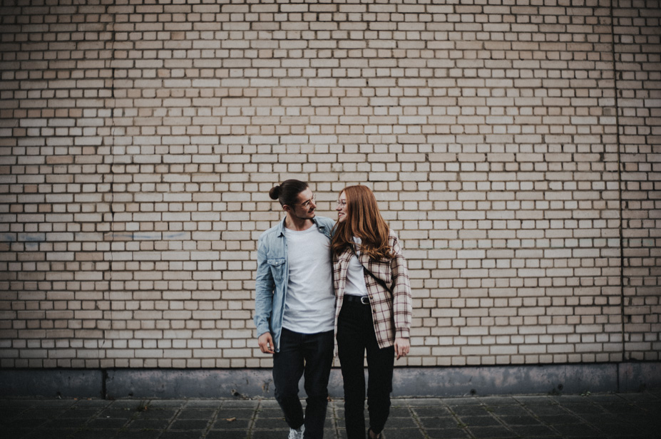 Urban Paarportraits Coupleshoot Nuernberg Engagementphotos Spiegelhof Fotografie Ansbach Hochzeitsfotograf 10