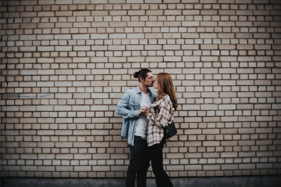 Urban Paarportraits Coupleshoot Nuernberg Engagementphotos Spiegelhof Fotografie Ansbach Hochzeitsfotograf 14