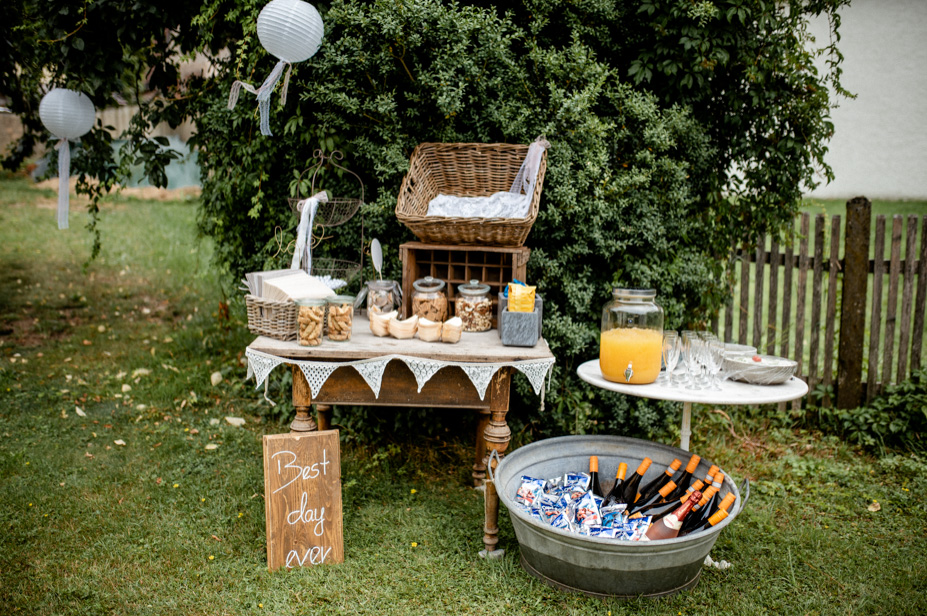 Sommerhochzeit Dorfmuehle Lehrberg Hochzeitsfotos Ansbach Toskanahochzeit Hochzeitsfotograf Hochzeitsreportage 030