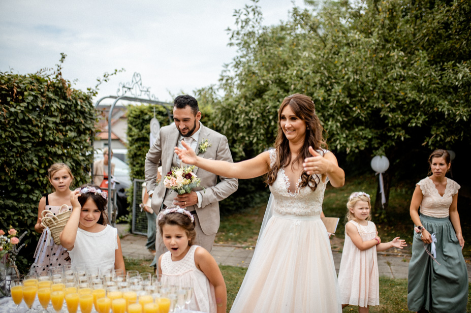 Sommerhochzeit Dorfmuehle Lehrberg Hochzeitsfotos Ansbach Toskanahochzeit Hochzeitsfotograf Hochzeitsreportage 031