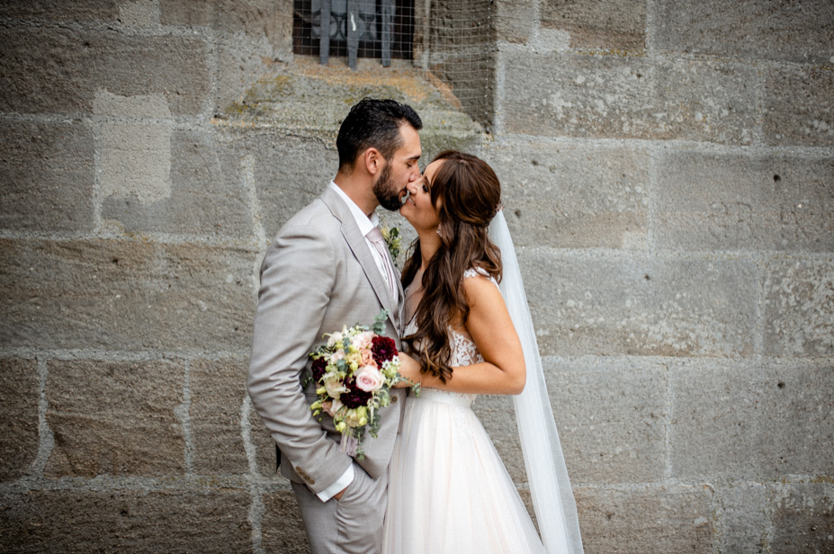 Sommerhochzeit Dorfmuehle Lehrberg Hochzeitsfotos Ansbach Toskanahochzeit Hochzeitsfotograf Hochzeitsreportage 044