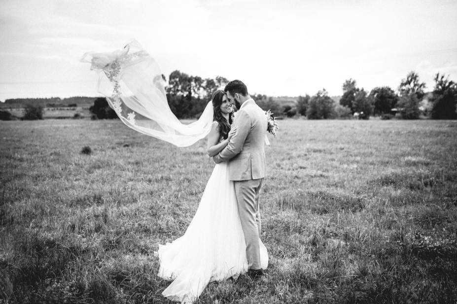 Sommerhochzeit Dorfmuehle Lehrberg Hochzeitsfotos Ansbach Toskanahochzeit Hochzeitsfotograf Hochzeitsreportage 057