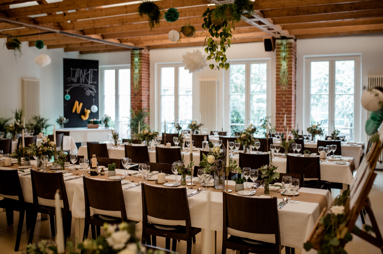 Hochzeitsreportage Aufgetischt Nuernberg Hochzeitsfotos Industrial Wedding Ansbach Spieglhof Fotografie 30